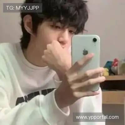 骆铖柳